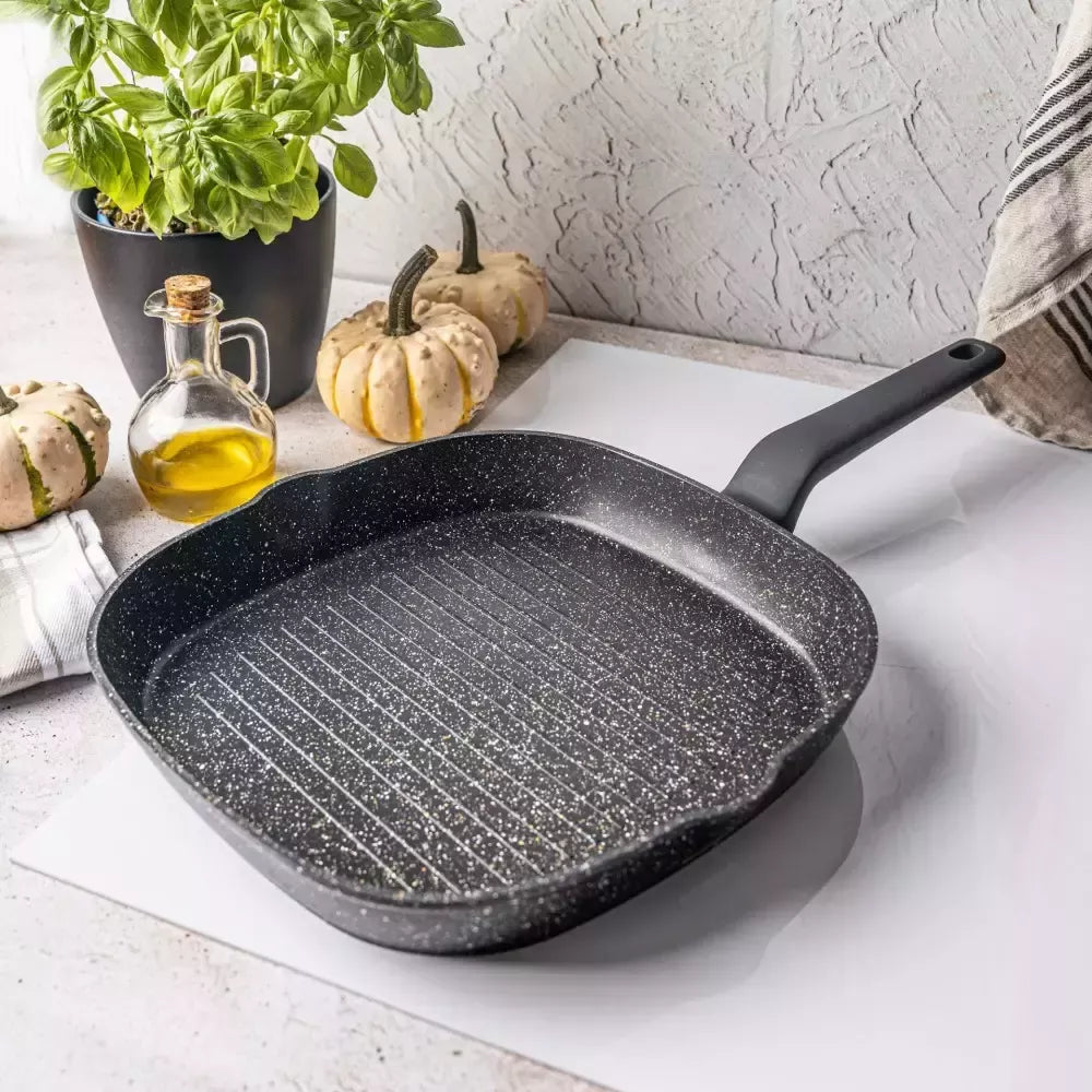 Aliumininė keptuvė su marmurine danga, Ø28 cm, juoda KB-7662